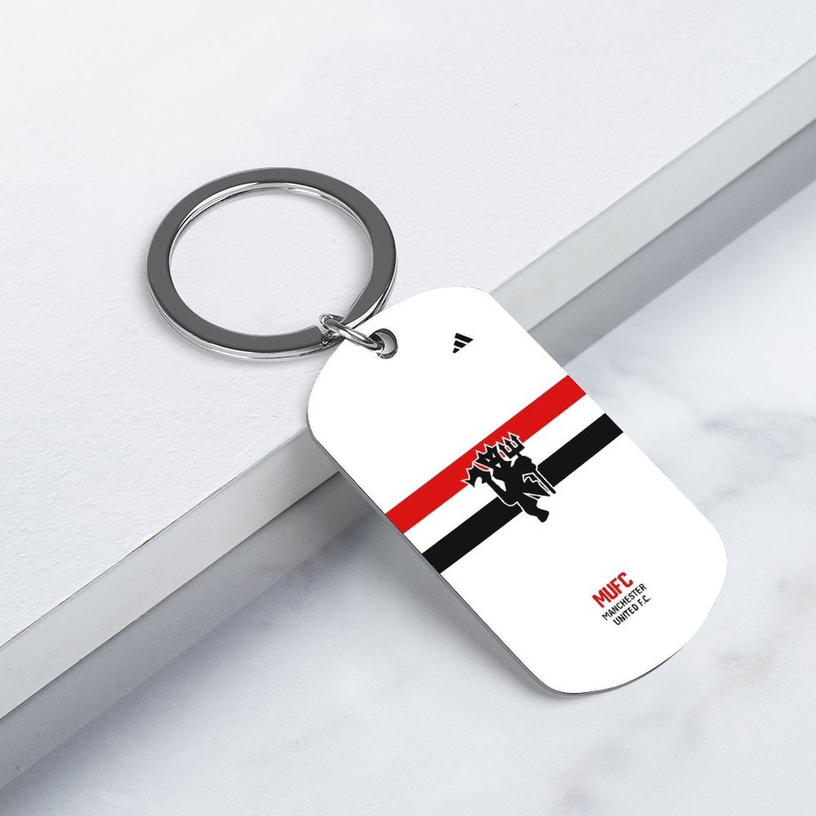 MANCHESTER UNITED KEYCHAIN